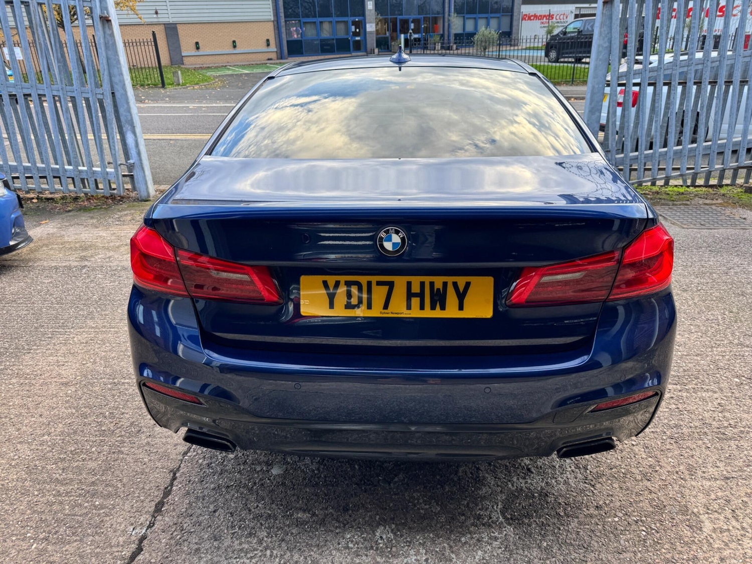 Used BMW 5 Series 2017 for sale - 76512374: Photo 9