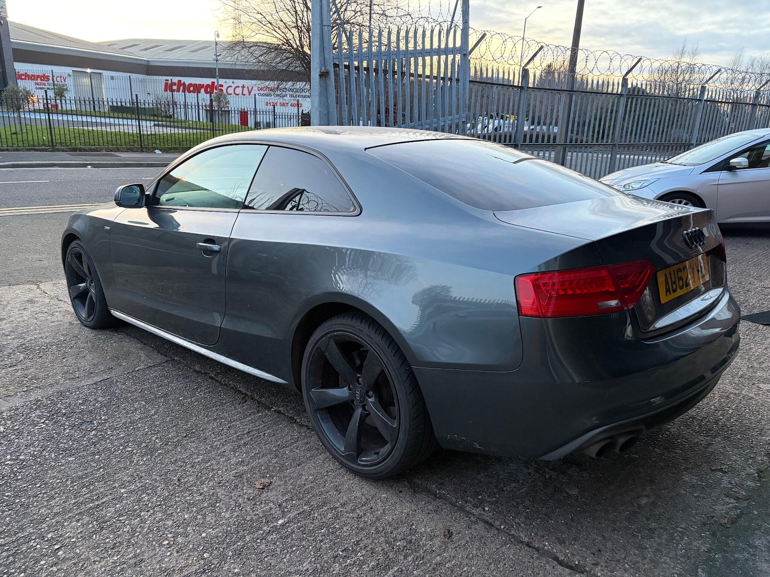 Used Audi A5 2012 for sale - 77081419: Photo 2