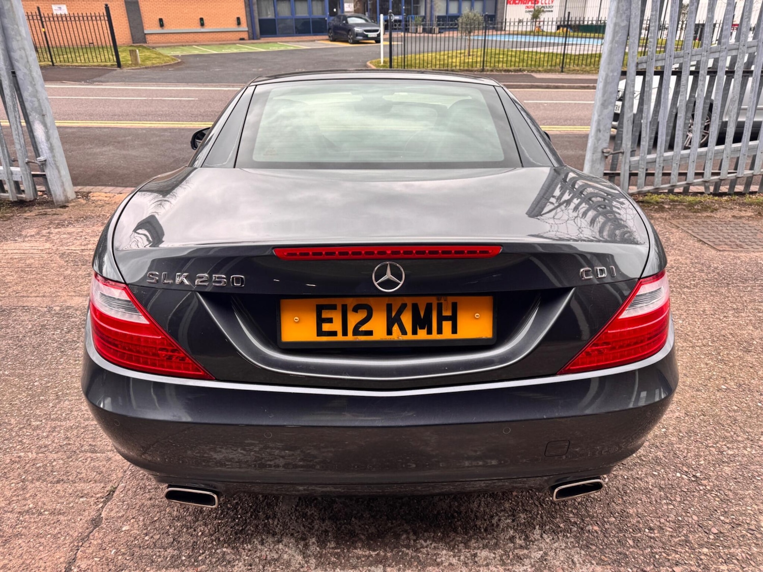 Used Mercedes-Benz SLK 2014 for sale - 78007485: Photo 9