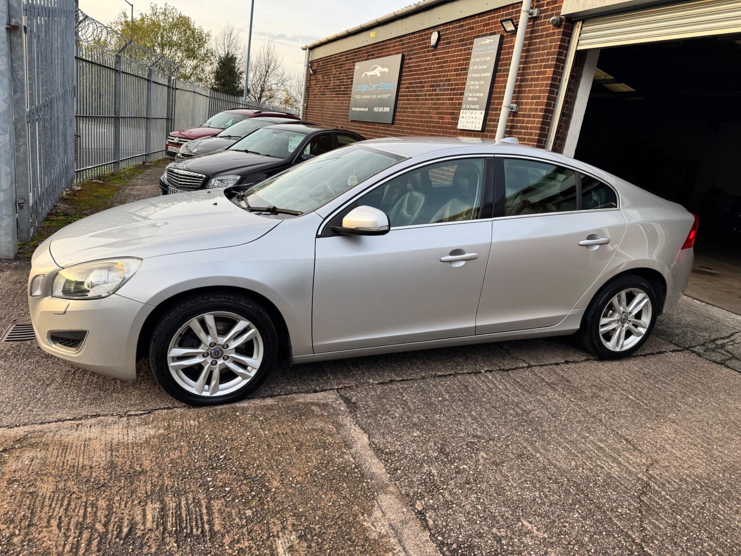 Used Volvo S60 2012 for sale - 76995333: Photo 6