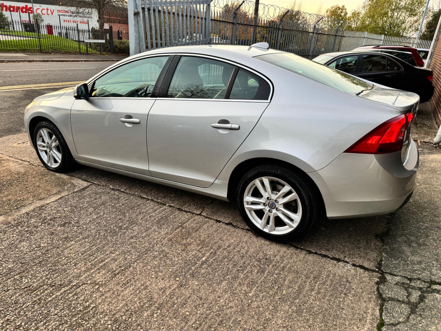 Used Volvo S60 2012 for sale - 76995333: Photo 7
