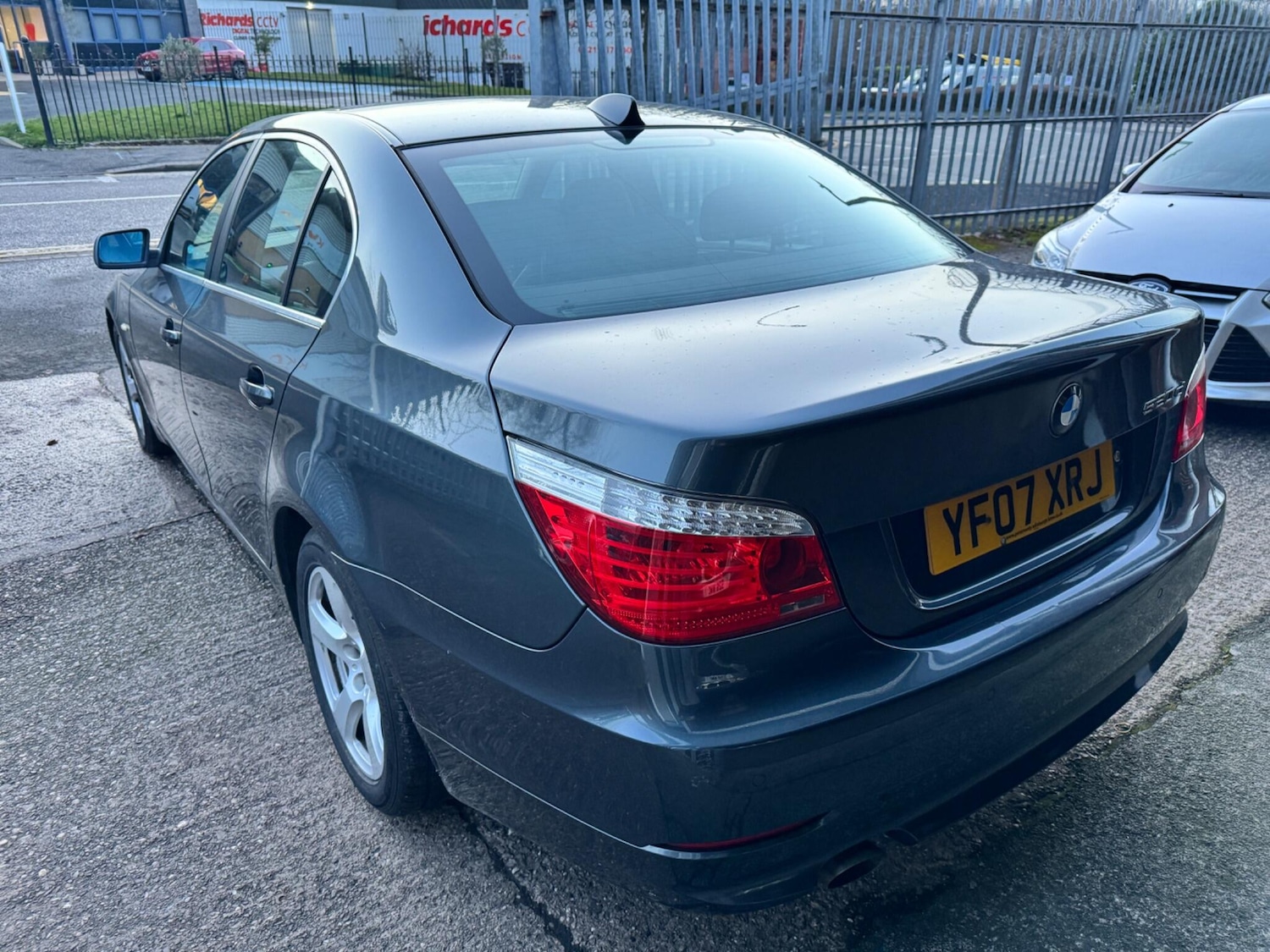 Used BMW 5 Series 2007 for sale - 77131450: Photo 2