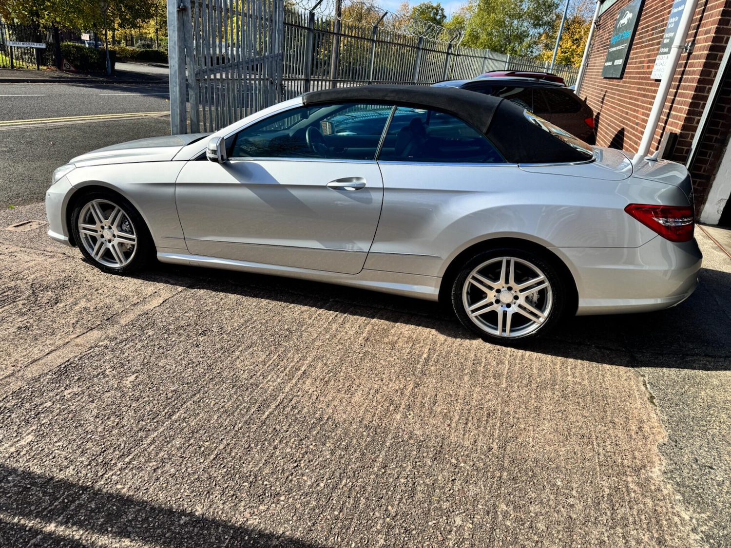 Used Mercedes-Benz E Class 2012 for sale - 76152086: Photo 15