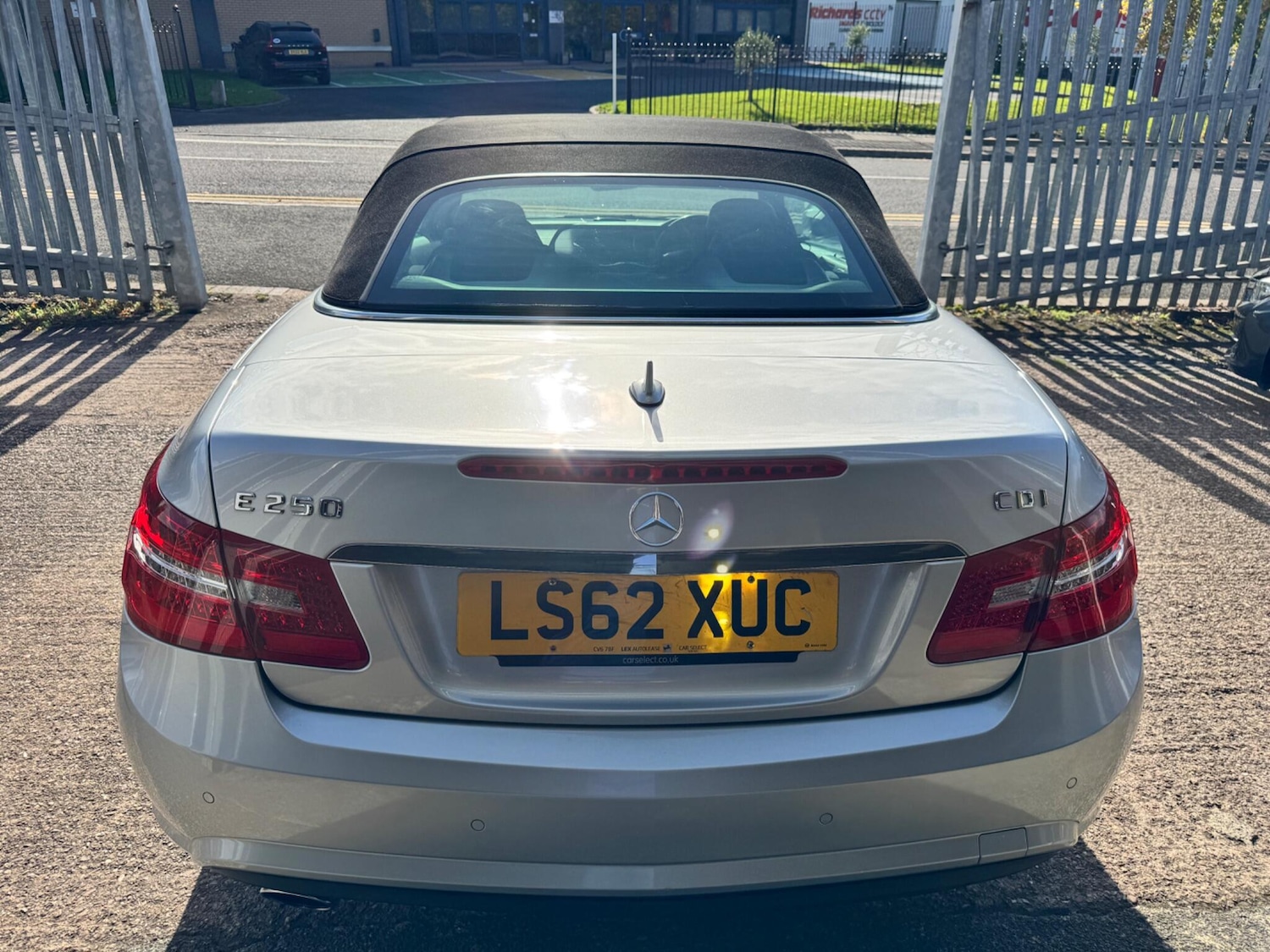 Used Mercedes-Benz E Class 2012 for sale - 76152086: Photo 20