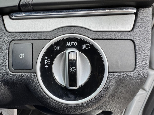 Used Mercedes-Benz E-Class 2012 for sale - 76152086: Photo 38