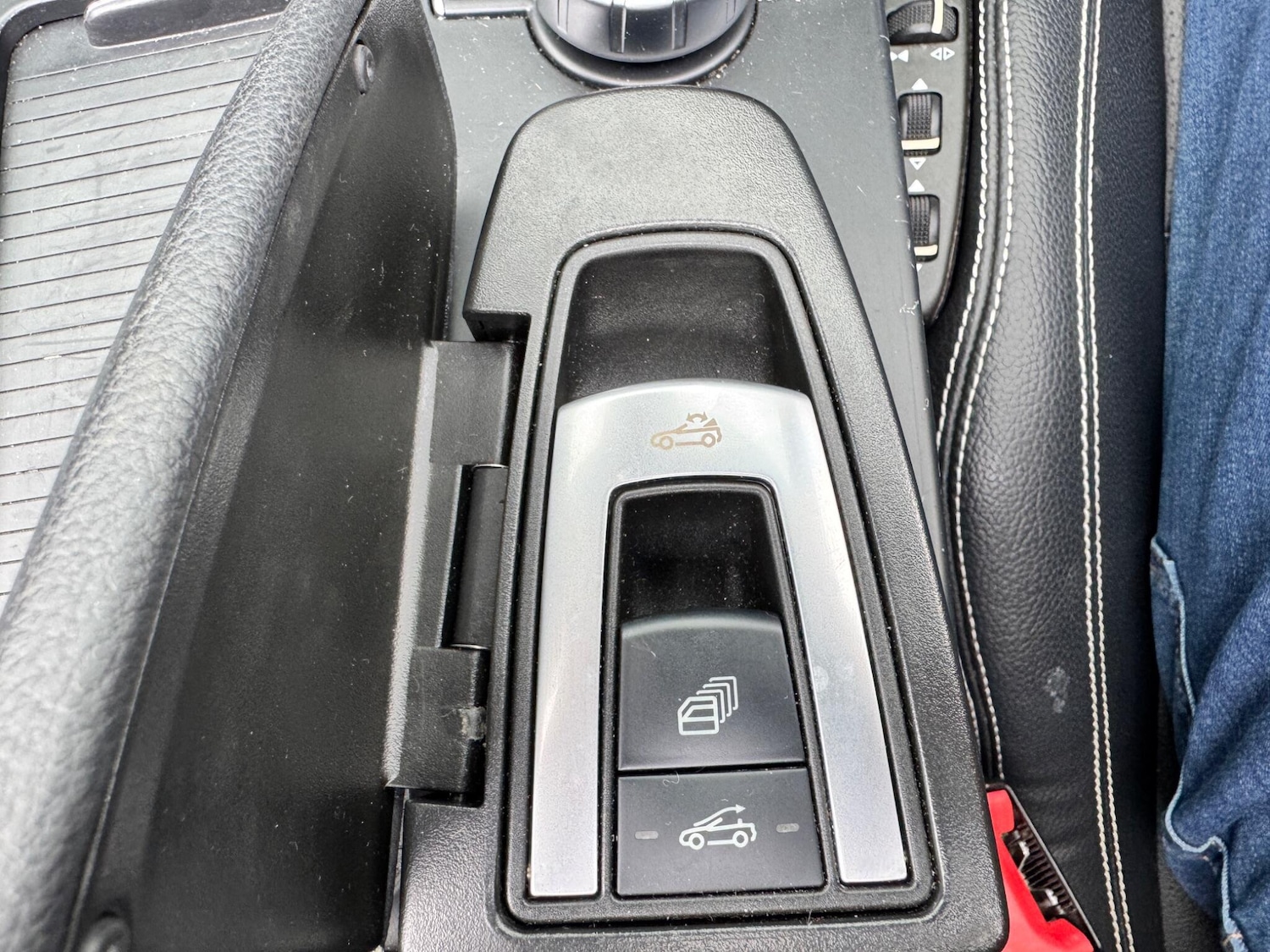 Used Mercedes-Benz E Class 2012 for sale - 76992559: Photo 39