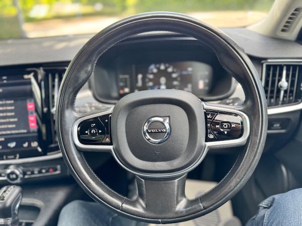 Used Volvo S90 2017 for sale - 74945094: Photo 40