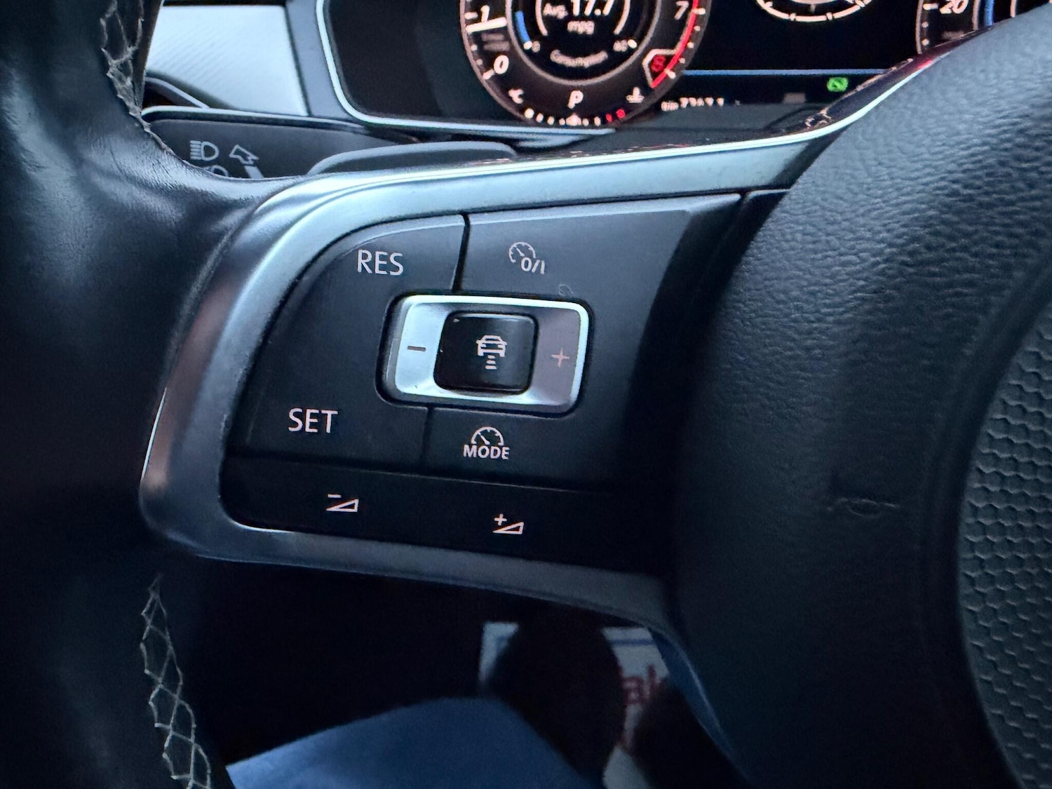 Used Volkswagen Arteon 2017 for sale - 77376993: Photo 52