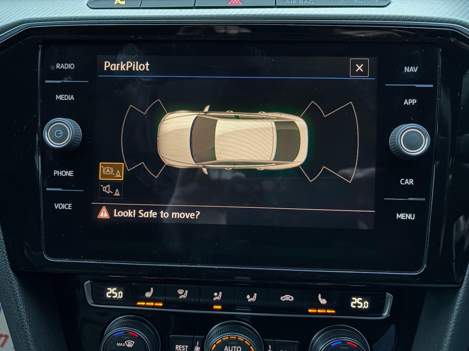 Used Volkswagen Arteon 2017 for sale - 77376993: Photo 55