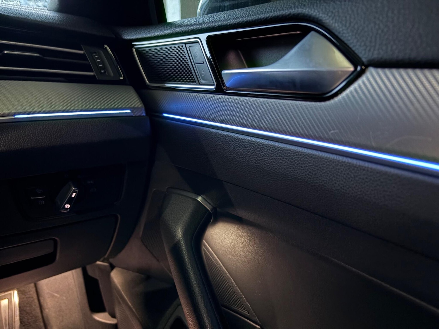 Used Volkswagen Arteon 2017 for sale - 77376993: Photo 57