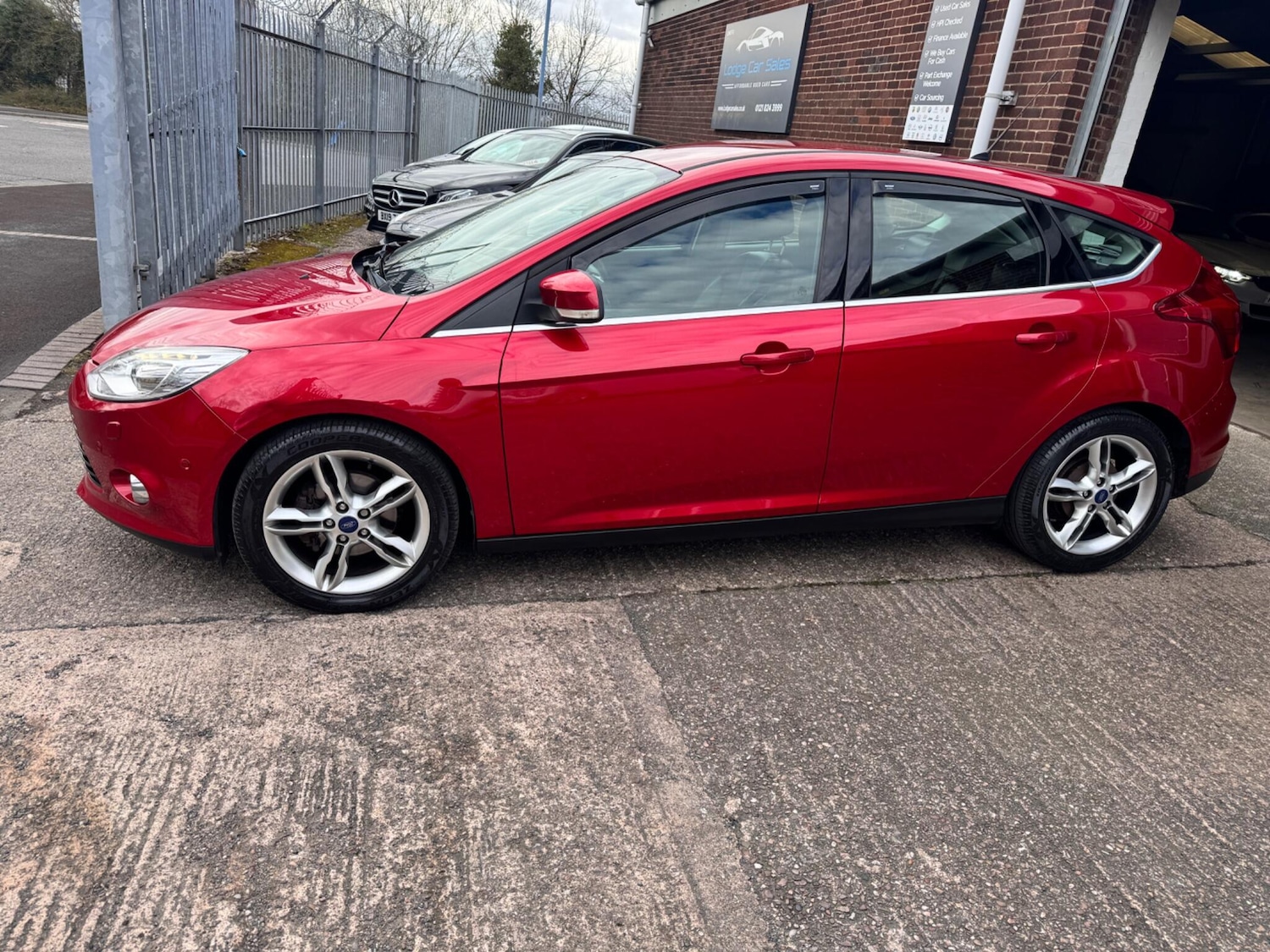 Used Ford Focus 2013 for sale - 78058317: Photo 5