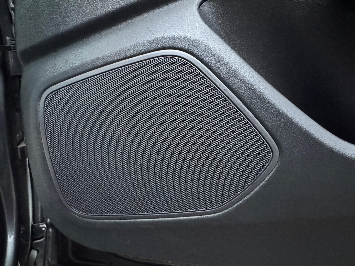 Used Audi Q3 2016 for sale - 76667255: Photo 51