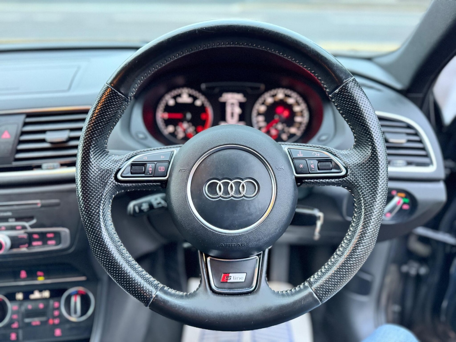 Used Audi Q3 2016 for sale - 76667255: Photo 53