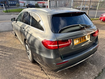 Used Mercedes-Benz E Class 2017 for sale - 76742972: Photo