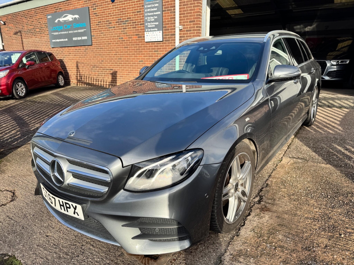 Used Mercedes-Benz E Class 2017 for sale - 76742972: Photo 5