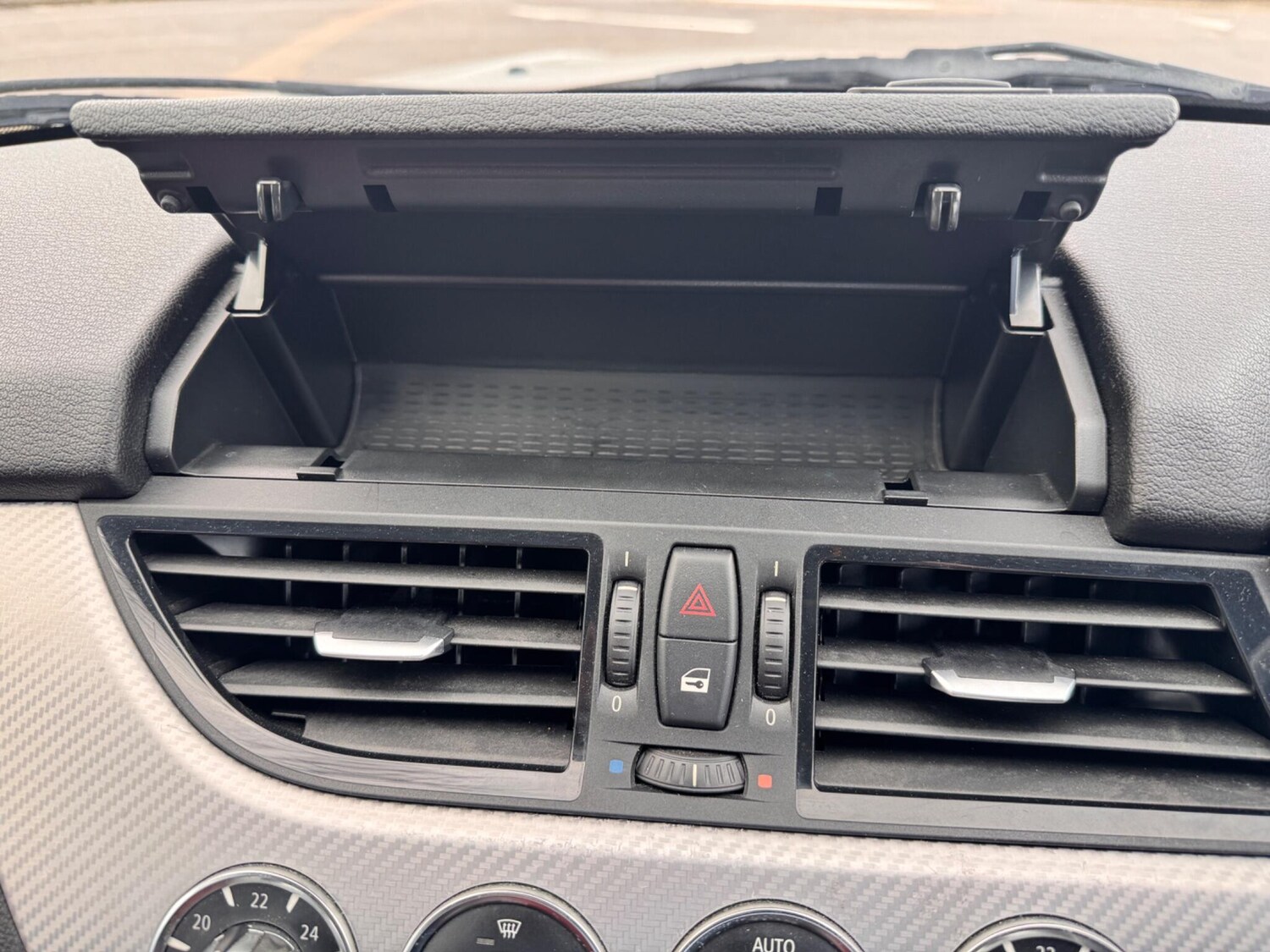 Used BMW Z4 2013 for sale - 78047940: Photo 11