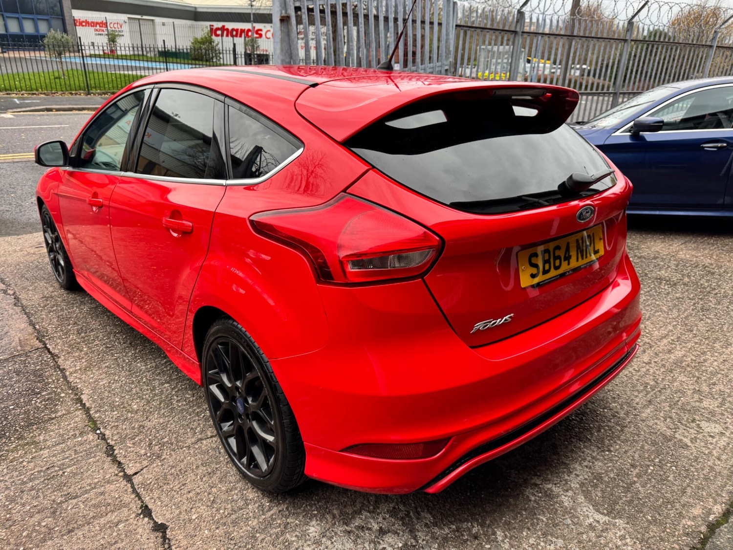 Used Ford Focus 2015 for sale - 76824272: Photo 2