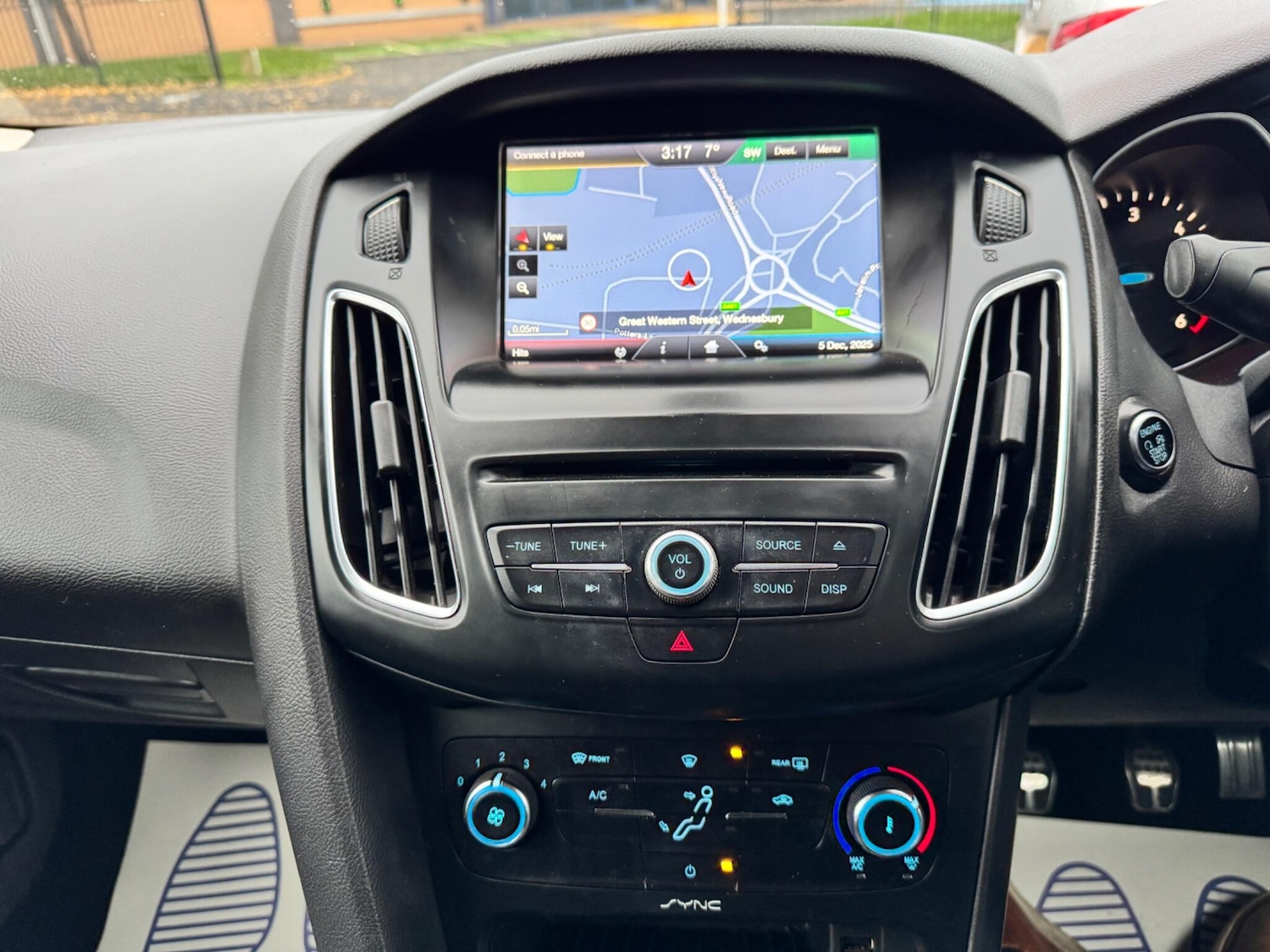 Used Ford Focus 2015 for sale - 76824272: Photo 22