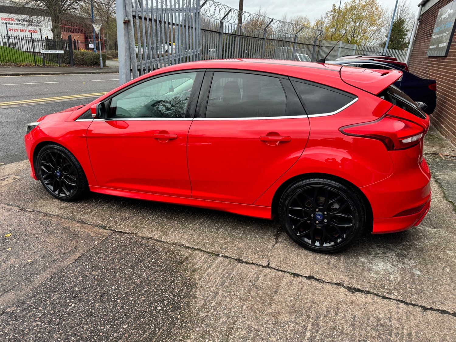 Used Ford Focus 2015 for sale - 76824272: Photo 7