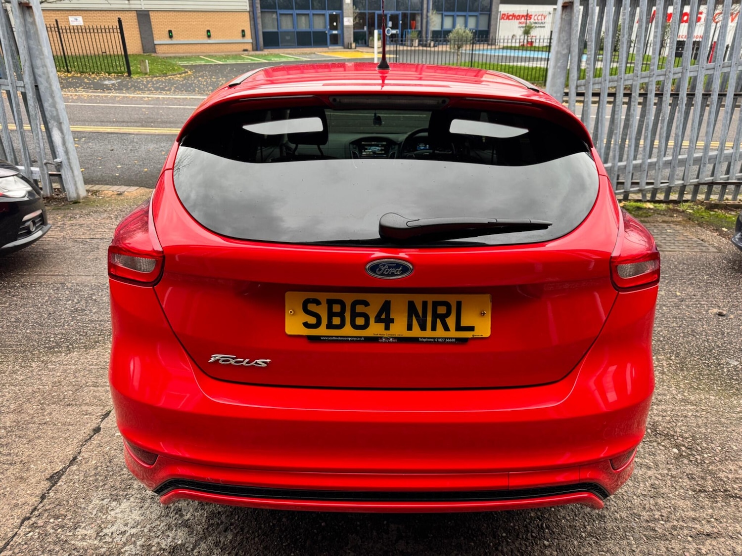 Used Ford Focus 2015 for sale - 76824272: Photo 9