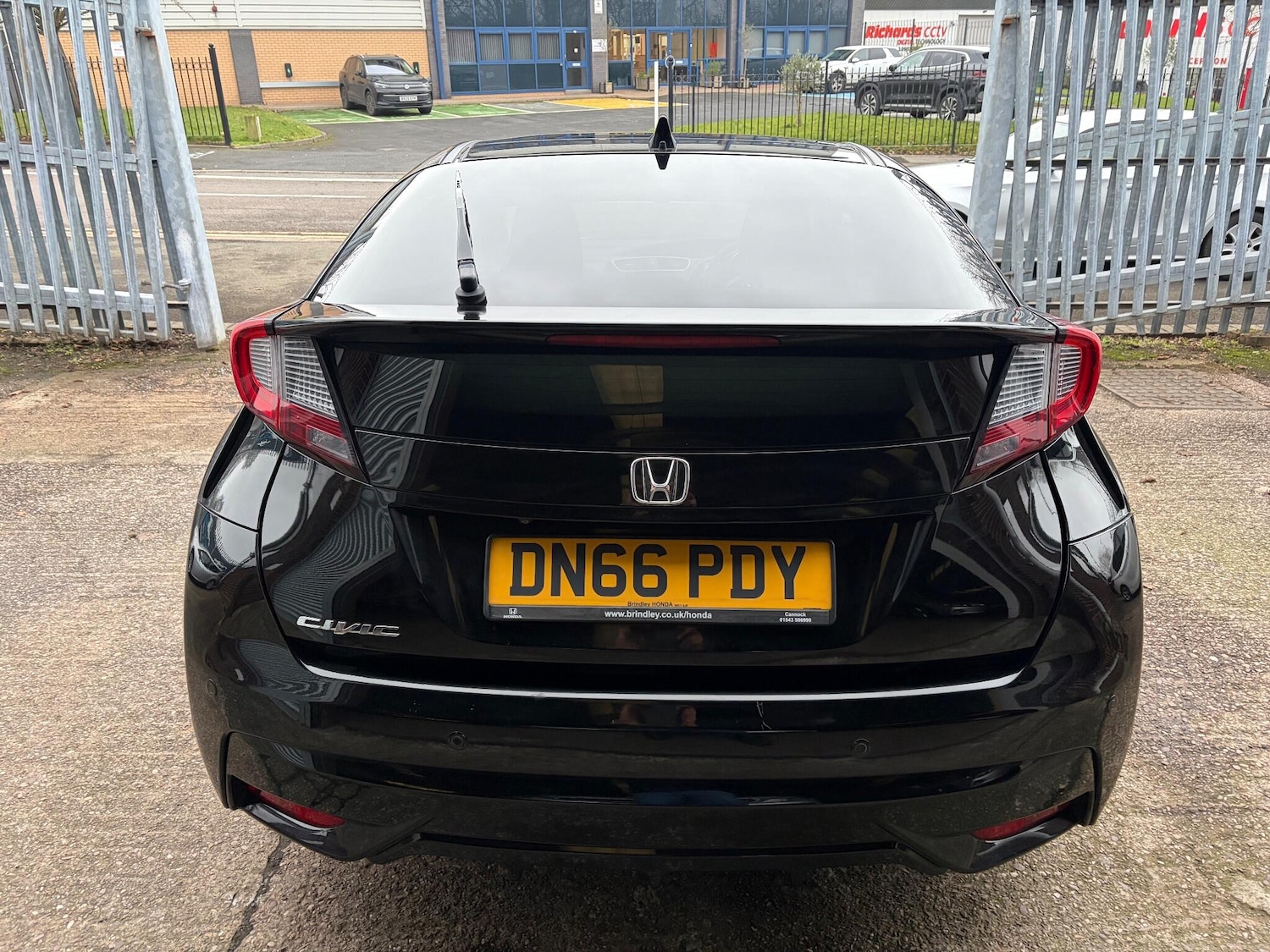 Used Honda Civic 2016 for sale - 77892676: Photo 14