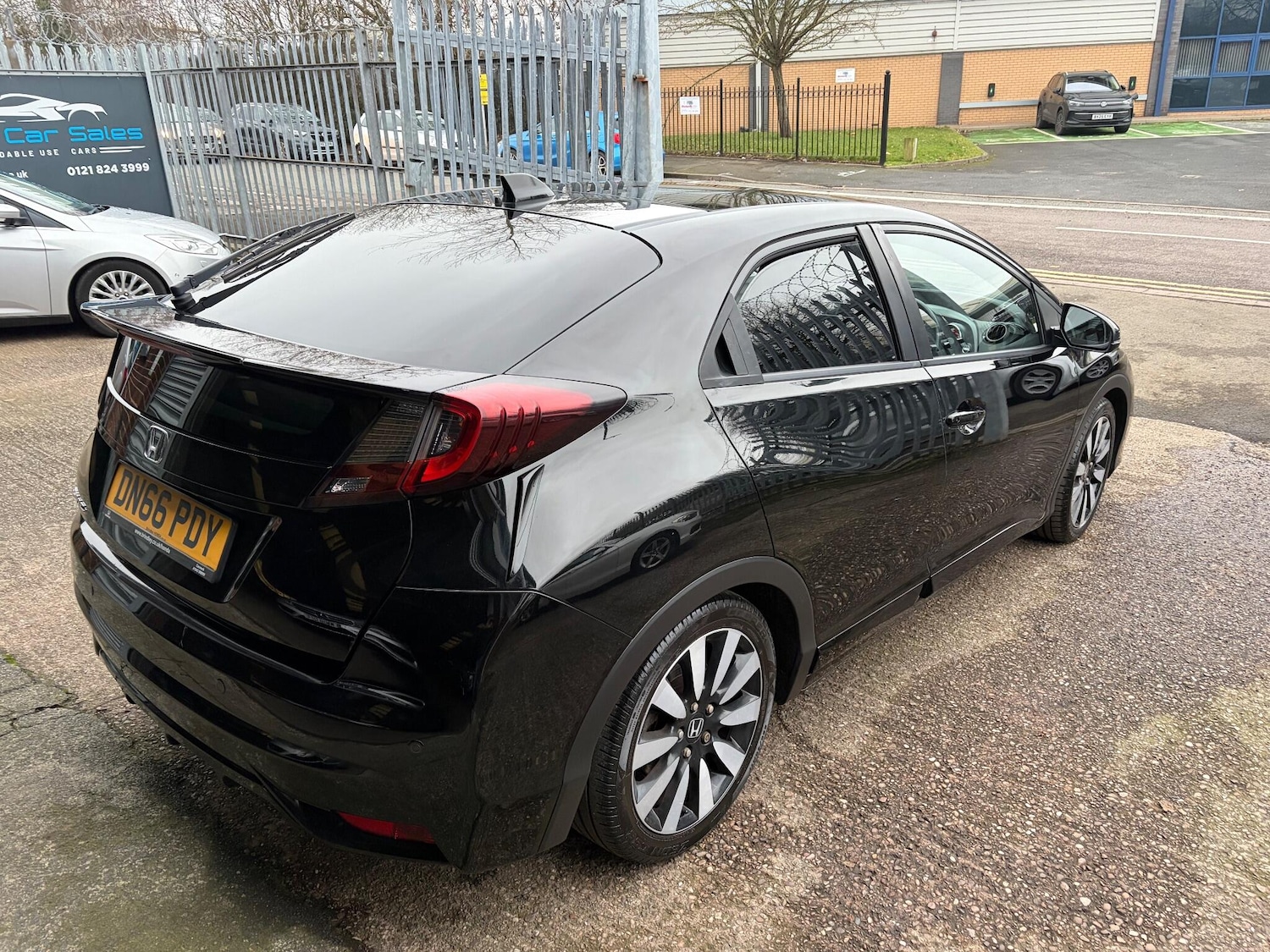 Used Honda Civic 2016 for sale - 77892676: Photo 9