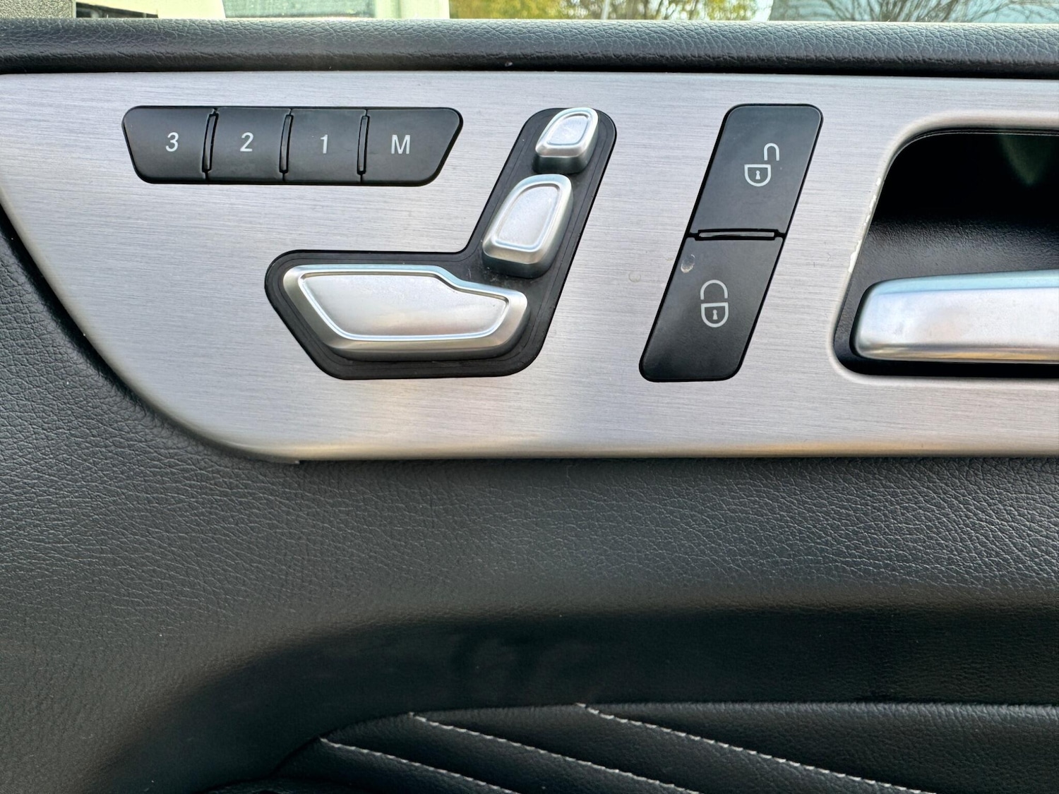 Used Mercedes-Benz GLE 2017 for sale - 76644972: Photo 31