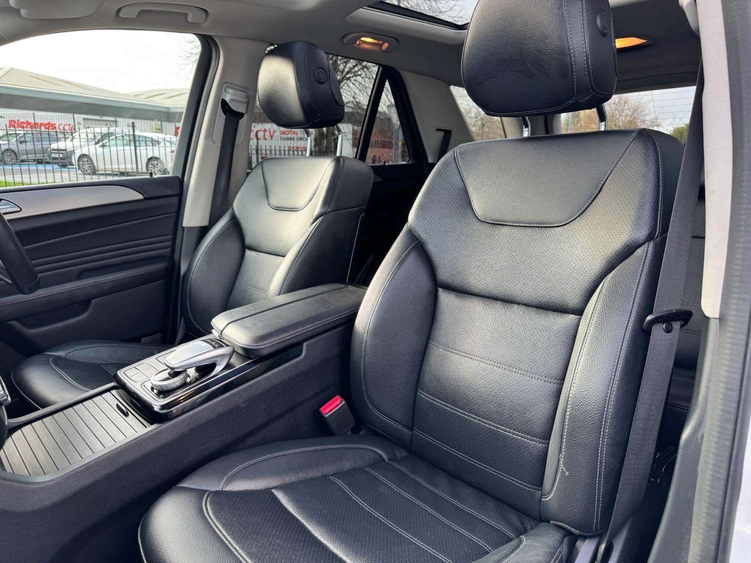 Used Mercedes-Benz GLE 2017 for sale - 76644972: Photo 40