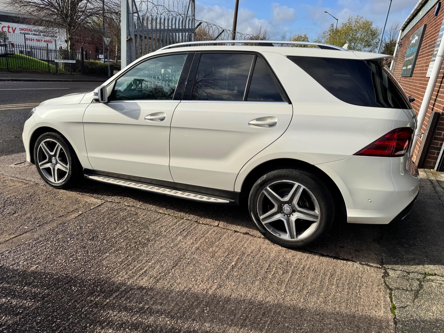 Used Mercedes-Benz GLE 2017 for sale - 76644972: Photo 7