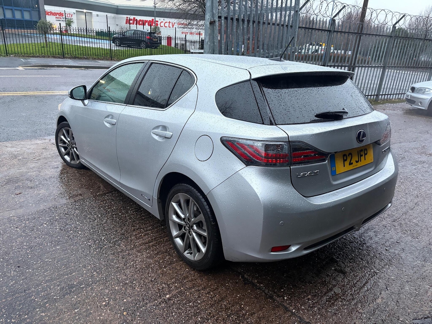 Used Lexus CT 2013 for sale - 77144500: Photo 2