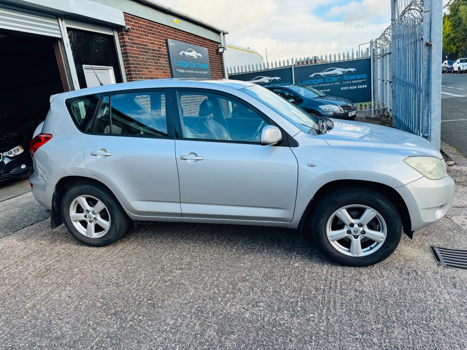 Used Toyota RAV4 2006 for sale - 76360431: Photo 12