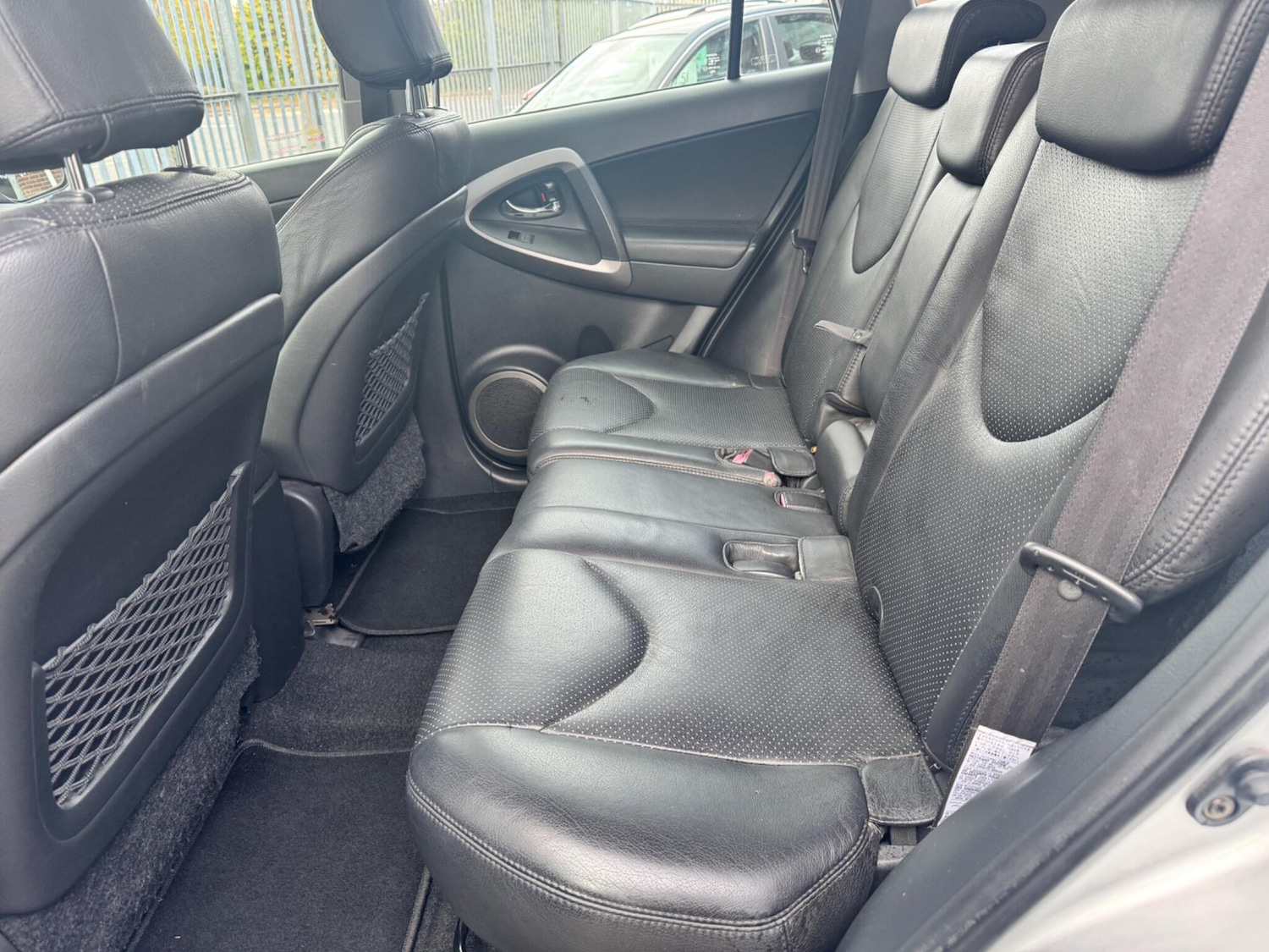 Used Toyota RAV4 2006 for sale - 76360431: Photo 30