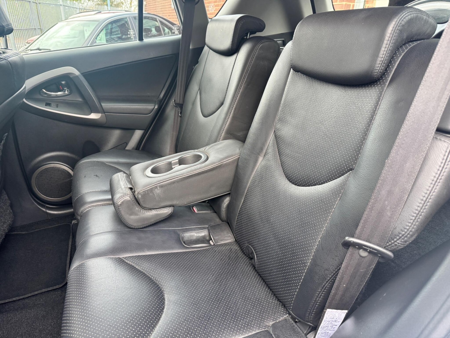 Used Toyota RAV4 2006 for sale - 76360431: Photo 31