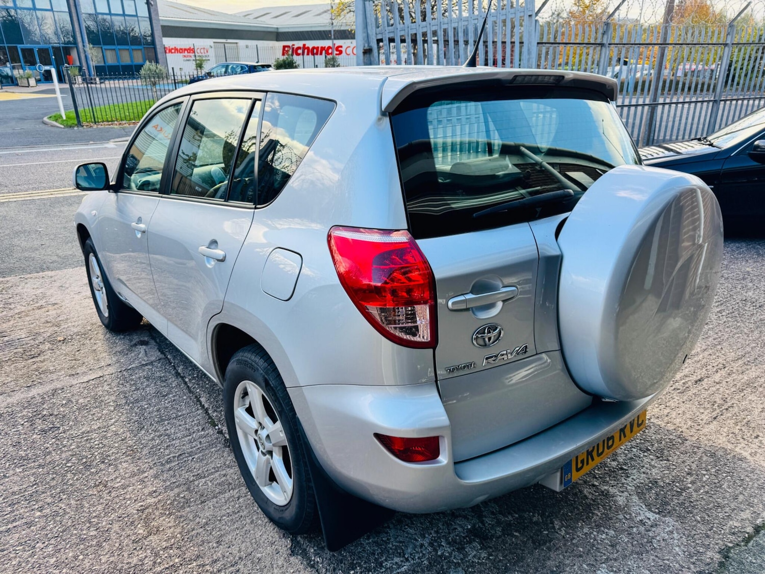 Used Toyota RAV4 2006 for sale - 76360431: Photo 8