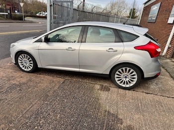 Used Ford Focus 2013 for sale - 79050828: Photo