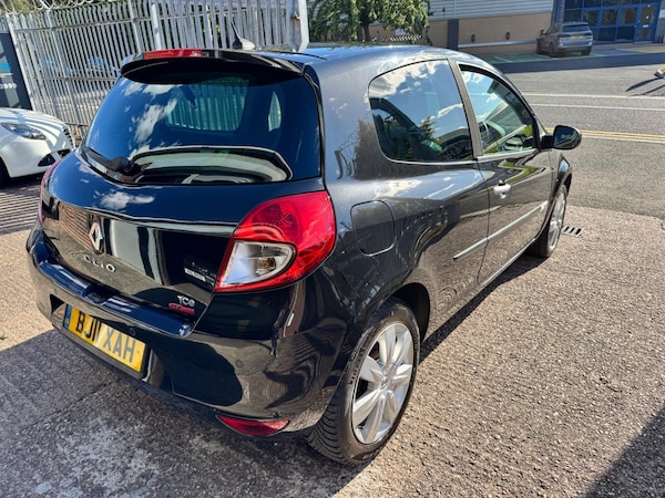 Used Renault Clio 2011 for sale - 76021050: Photo 10