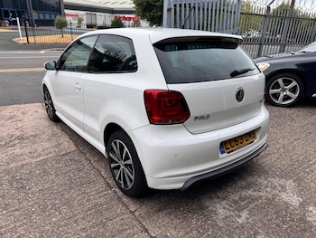 Used Volkswagen Polo 2014 for sale - 79565833: Photo