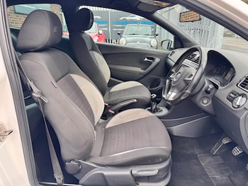 Used Volkswagen Polo 2014 for sale - 79565833: Photo