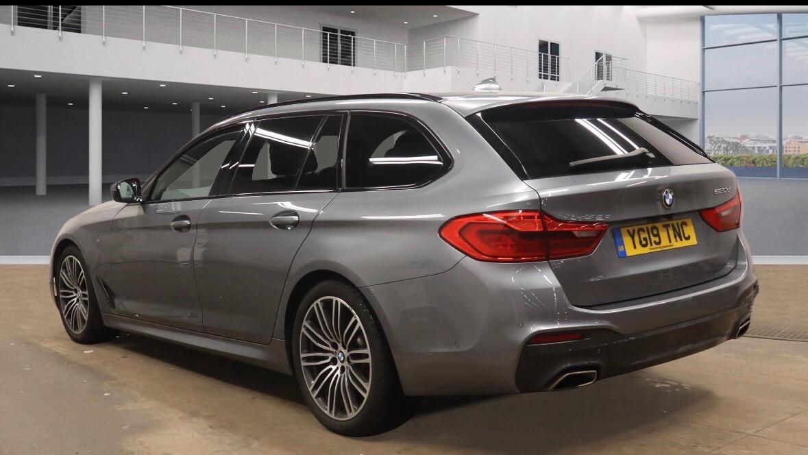 Used BMW 5 Series 2019 for sale - 77454684: Photo 2