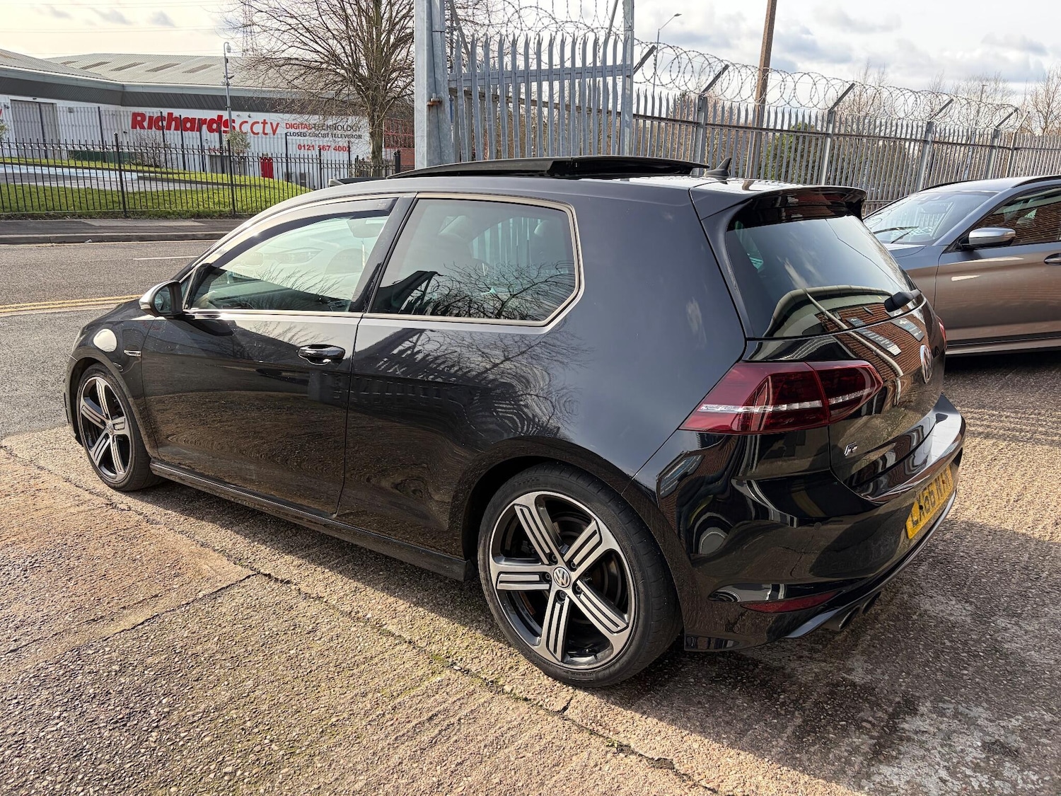 Used Volkswagen Golf for sale - 77559431: Photo 2