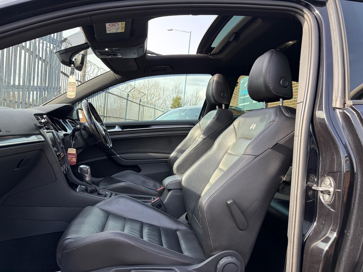 Used Volkswagen Golf for sale - 77559431: Photo 25