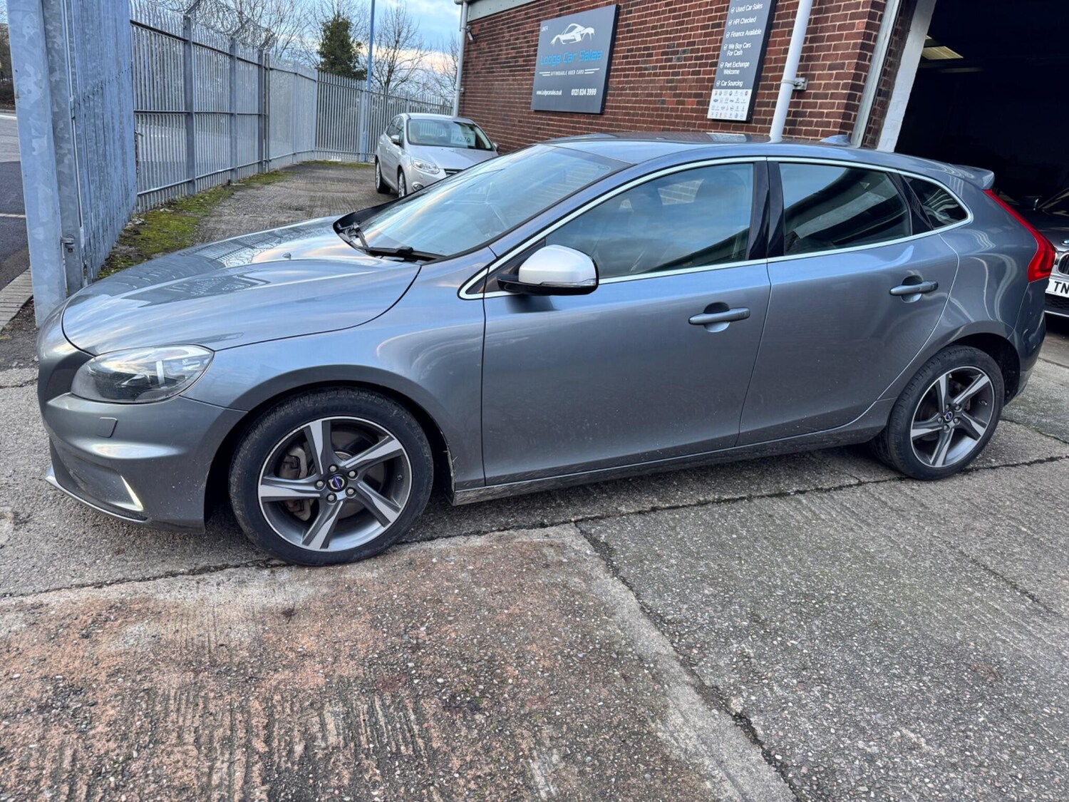 Used Volvo V40 for sale - 77495846: Photo 6