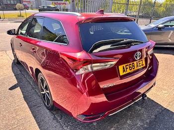 Used Toyota Auris 2018 for sale - 78447582: Photo