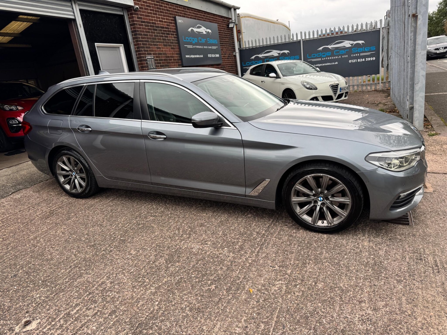 Used BMW 5 Series 2017 for sale - 76484327: Photo 11