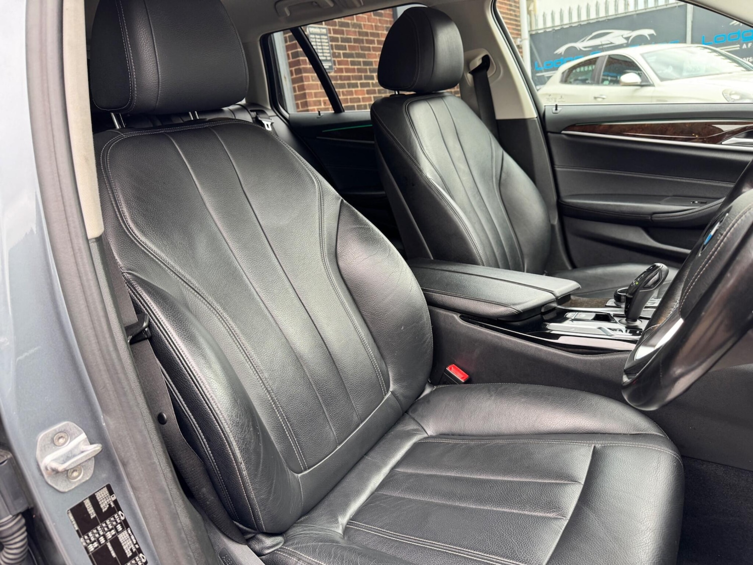 Used BMW 5 Series 2017 for sale - 76484327: Photo 24