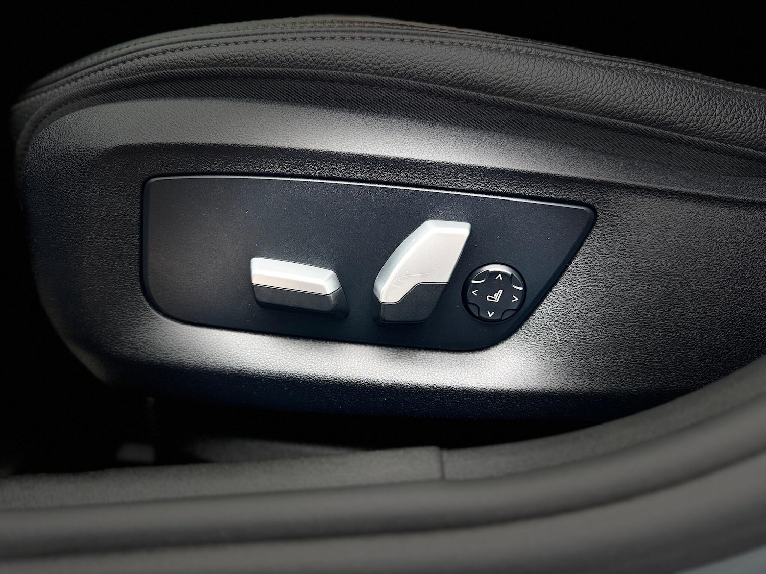 Used BMW 5 Series 2017 for sale - 76484327: Photo 35