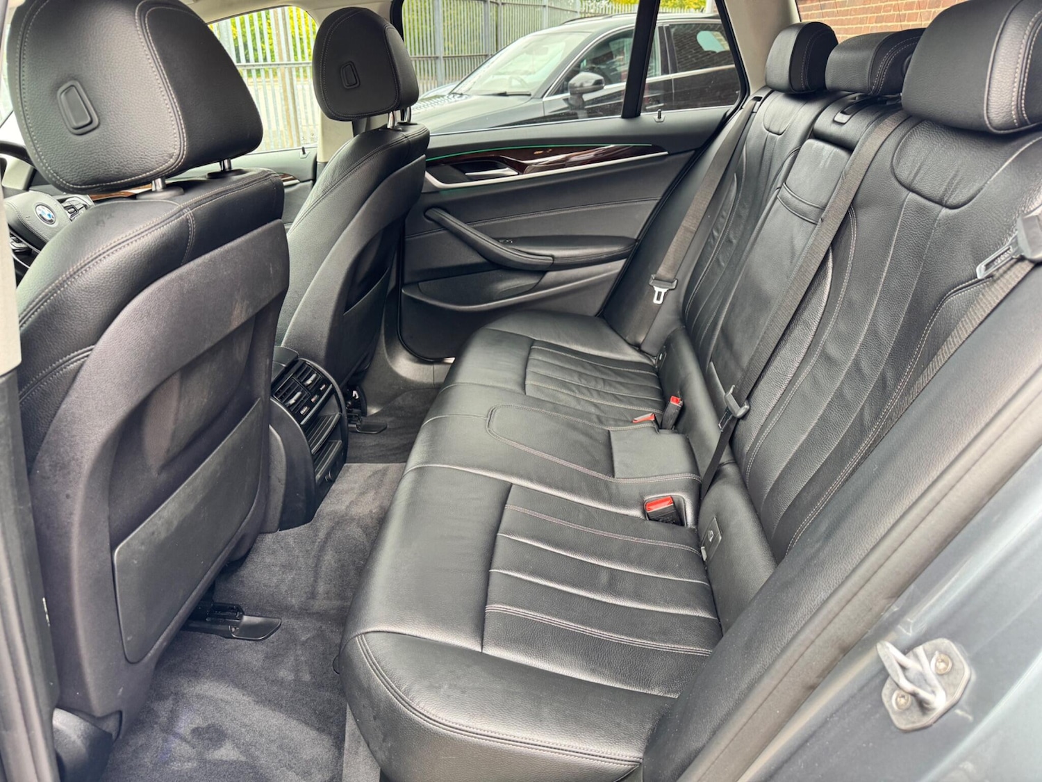 Used BMW 5 Series 2017 for sale - 76484327: Photo 37