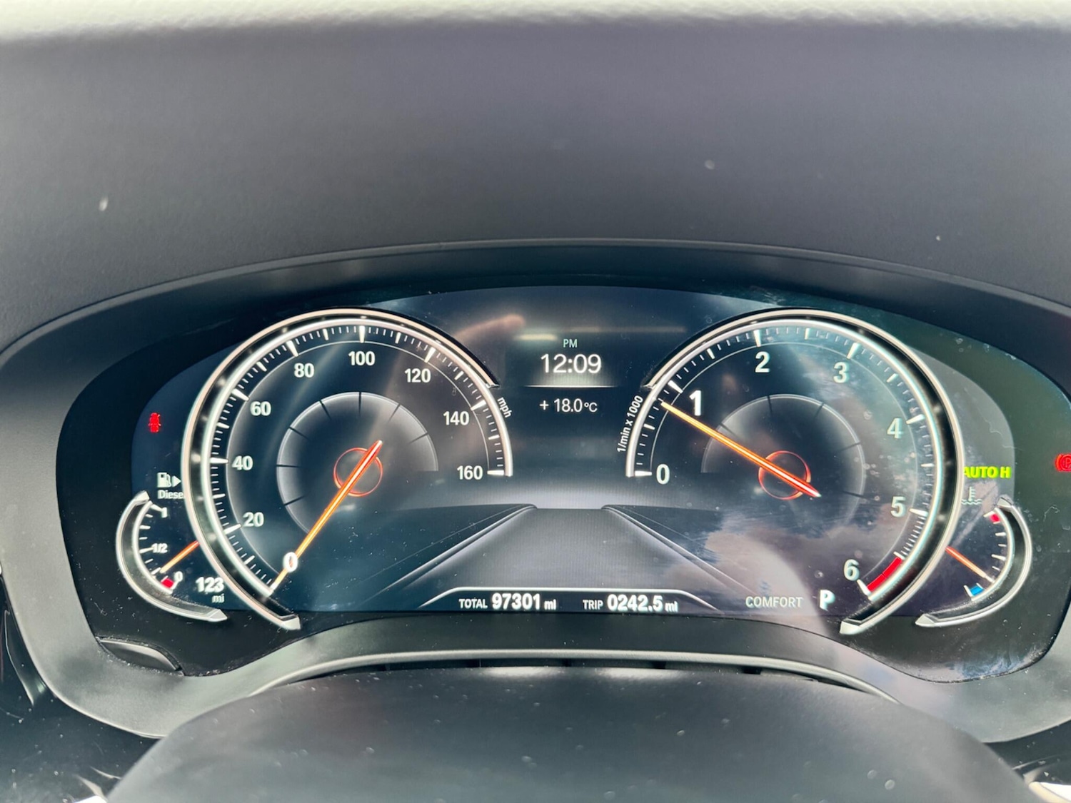 Used BMW 5 Series 2017 for sale - 76484327: Photo 47