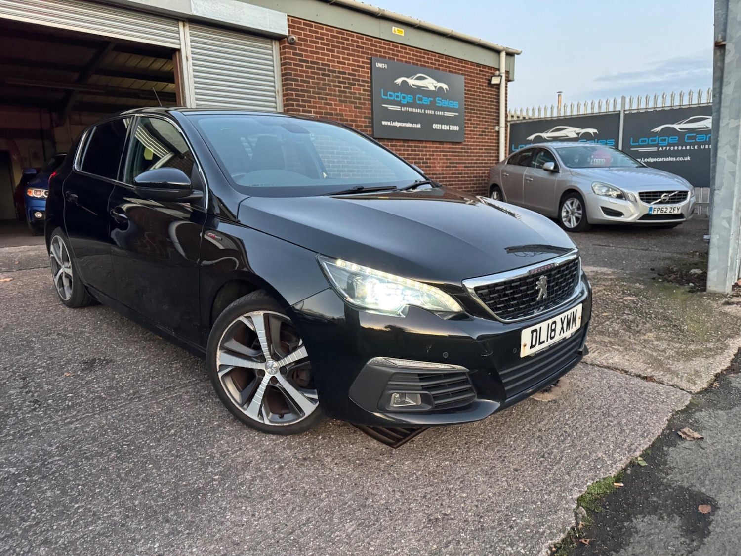 Used Peugeot 308 2018 for sale - 76633935: Photo 1