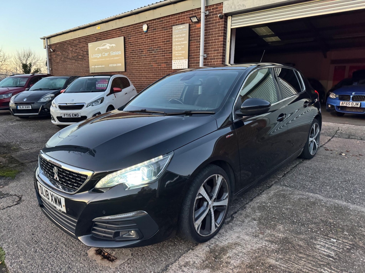 Used Peugeot 308 2018 for sale - 76633935: Photo 5